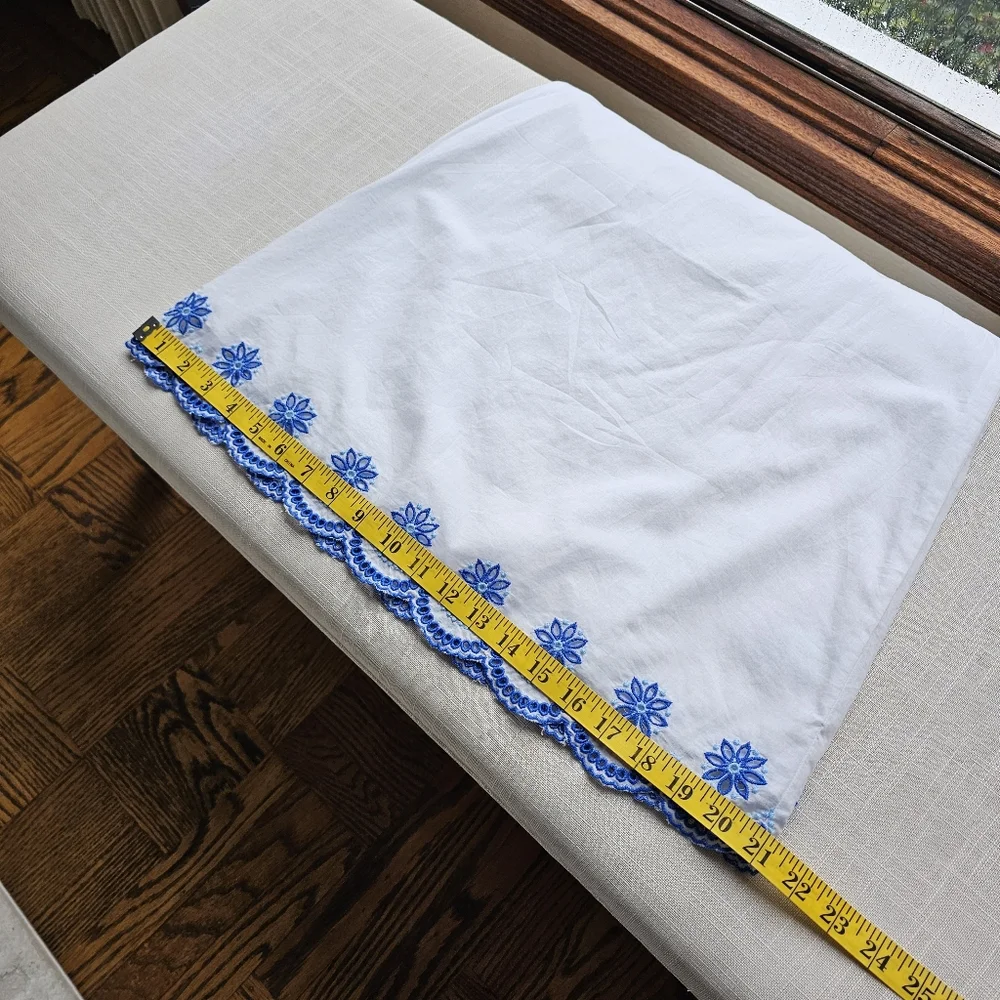 New! Crewcuts Sz 8 Girls White Scalloped Hem Blue Embroidered Shift Dress - Picture 7 of 10
